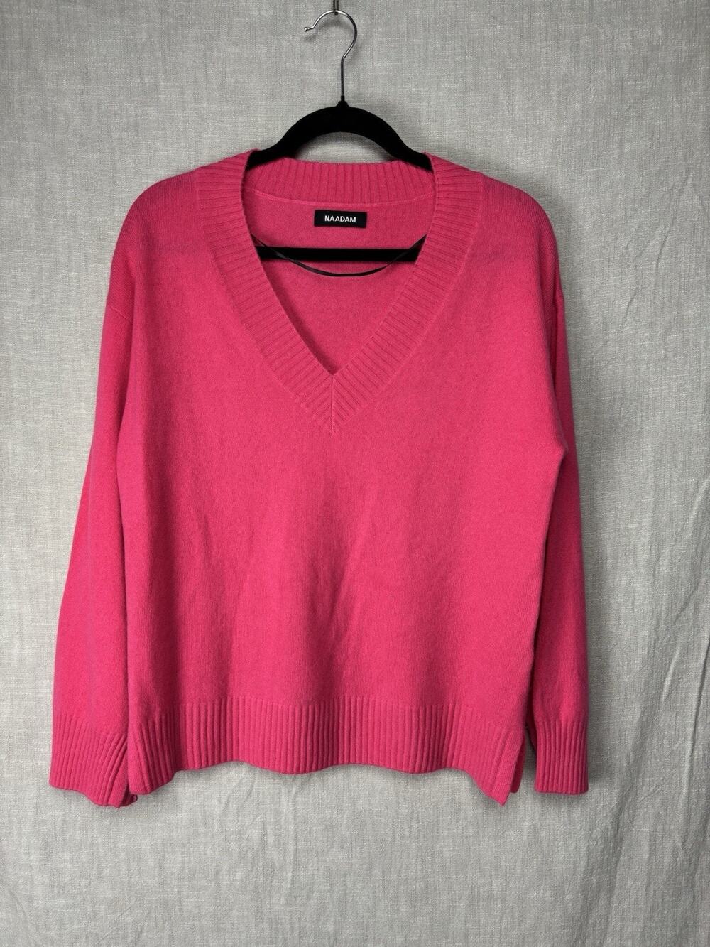 Naadam 100% Cashmere V Neck Boyfriend Pullover Size M Luxury